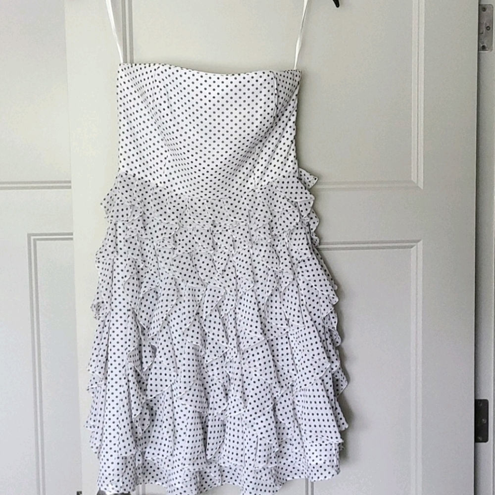 White House Black Market strapless dress